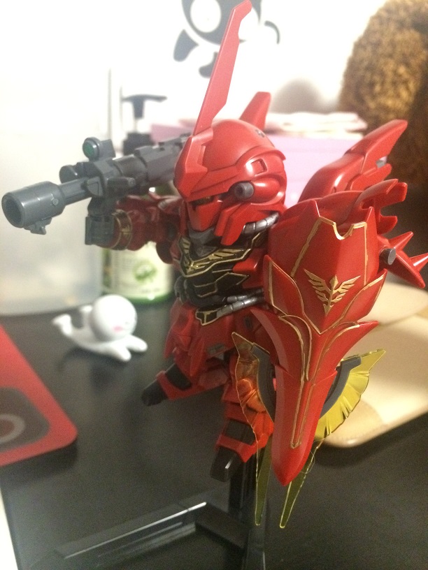 Sinanju with weapon